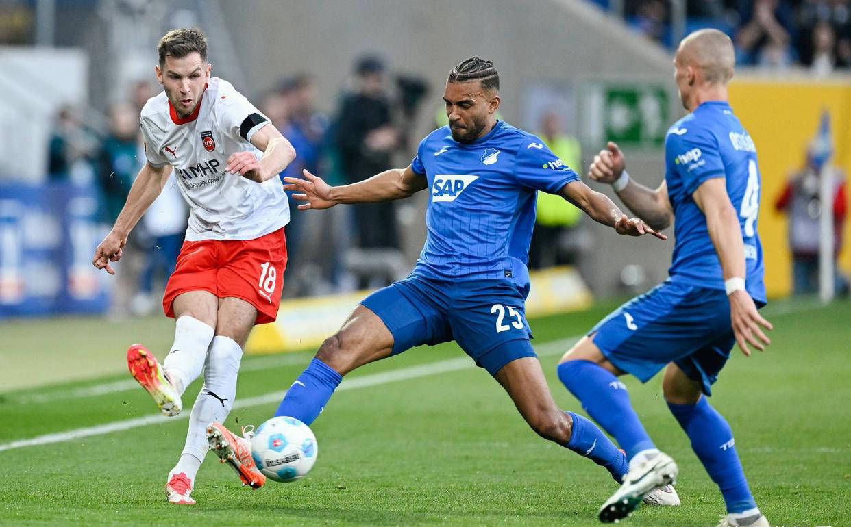 开云下载-美因茨客场逼平对手，取得争冠关键一分的简单介绍