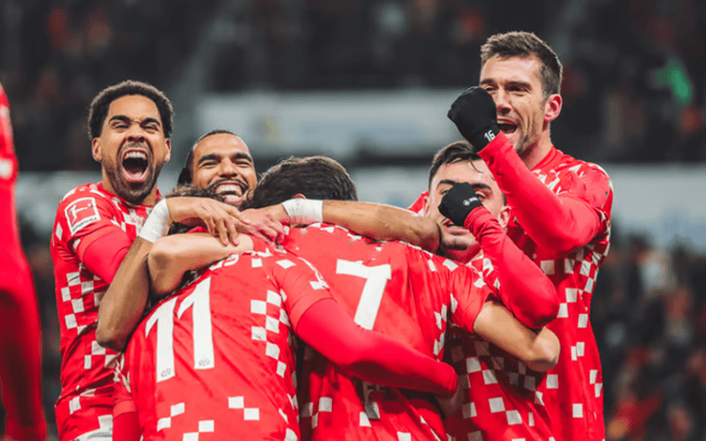 美因茨客场逼平对手,取得争冠关键一分的简单介绍 美因茨客场逼平对手,取得争冠关键一分的简单介绍