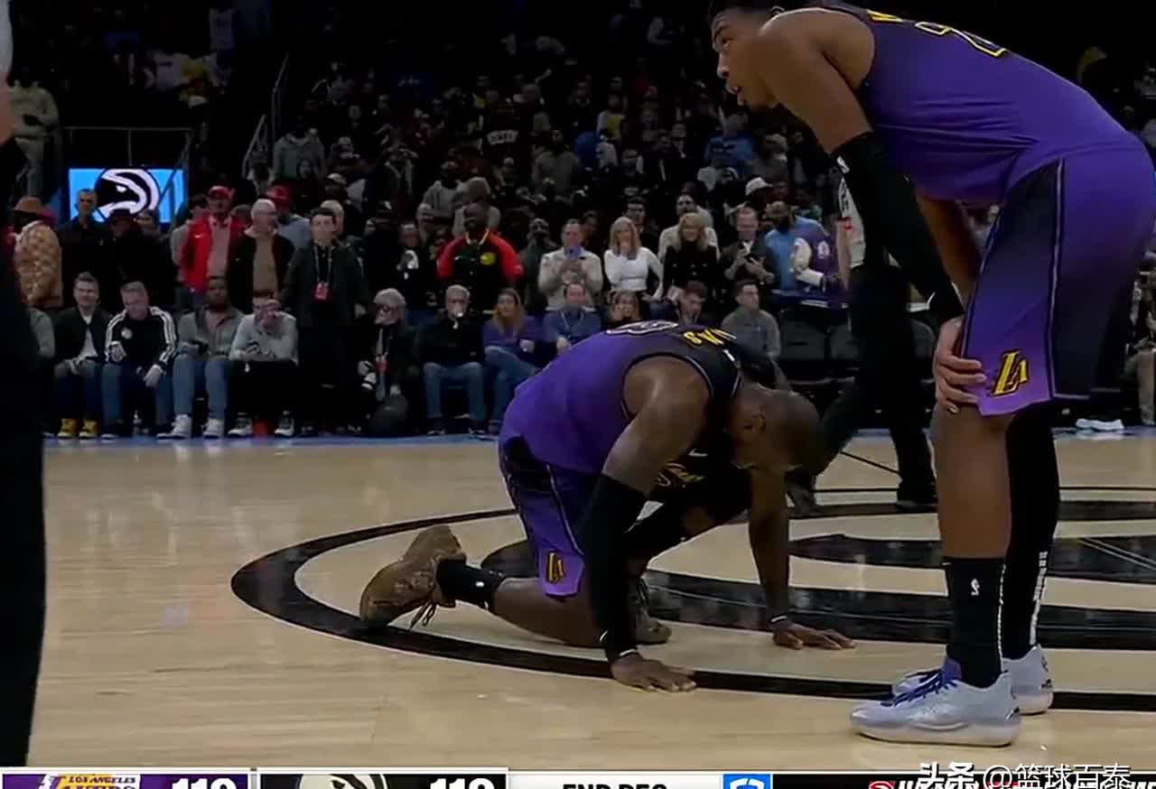 包含湖人队前场球员突出表现,压制对手反扑的词条 包含湖人队前场球员突出表现,压制对手反扑的词条