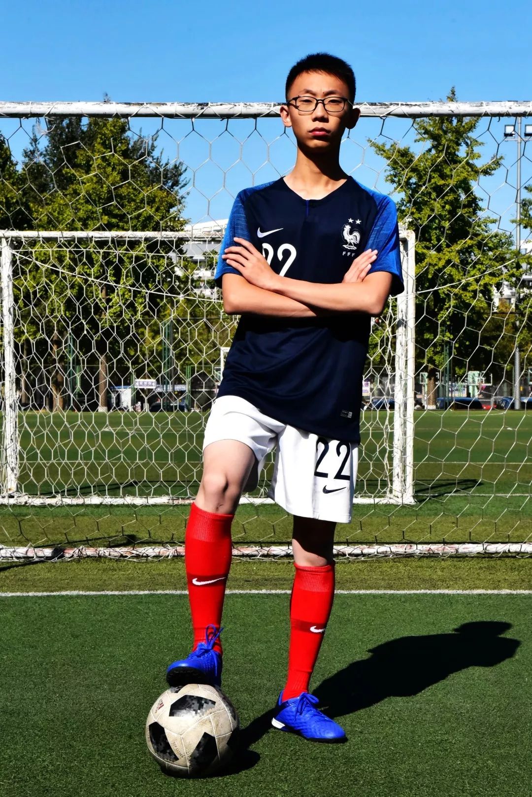 开云体育平台APP-足球明星大战重燃，比赛引发观众无限期待