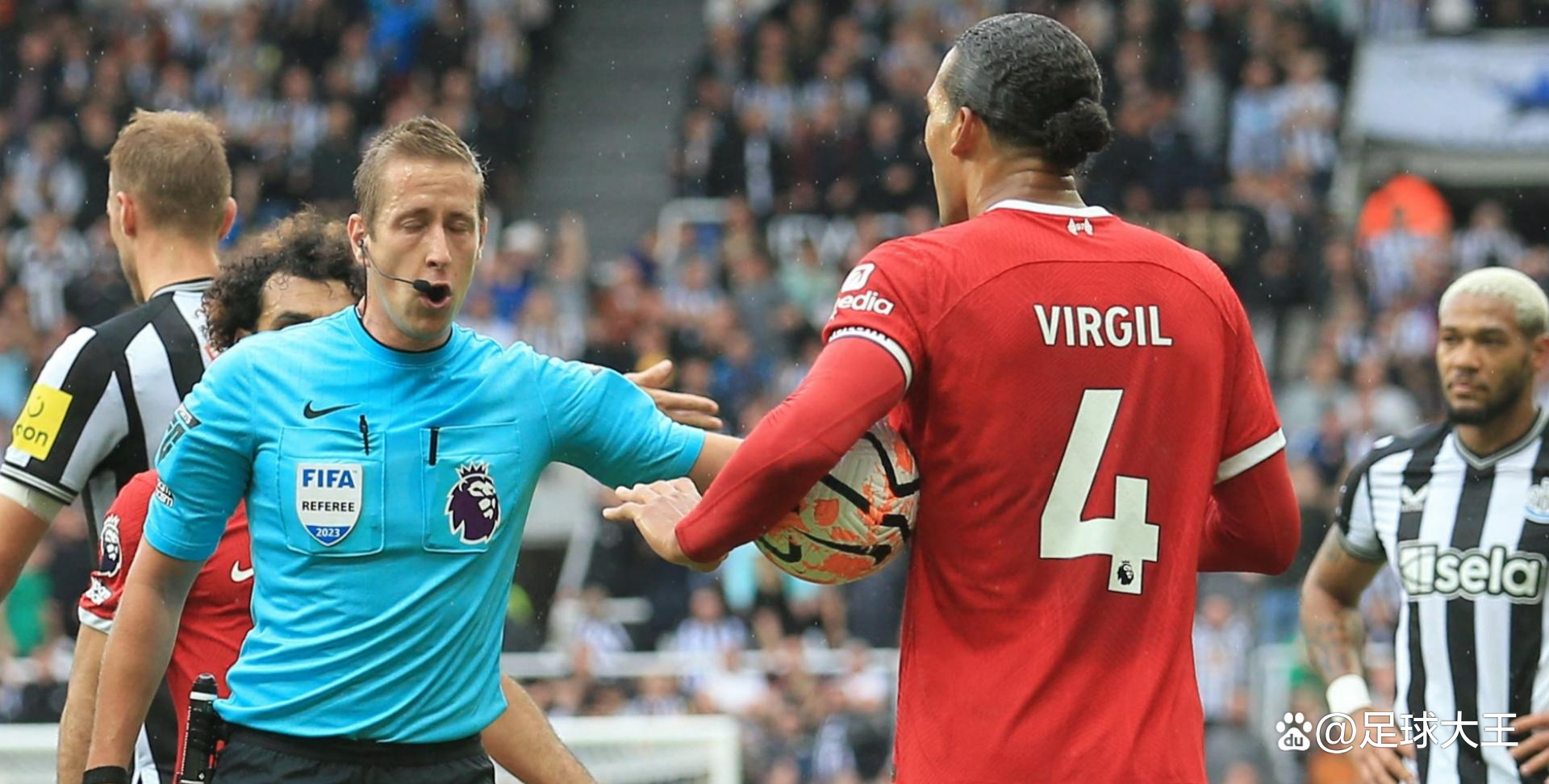 开云平台-包含利物浦连遭打击，范戴克受伤报销的词条