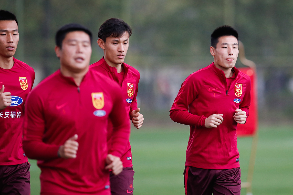 开云平台-体育比赛中球队实力对抗引人瞩目