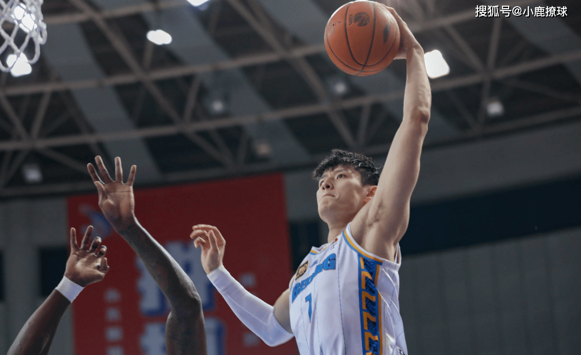 开云APP-包含西藏男篮在比赛中奋力拼搏，终获胜利的词条