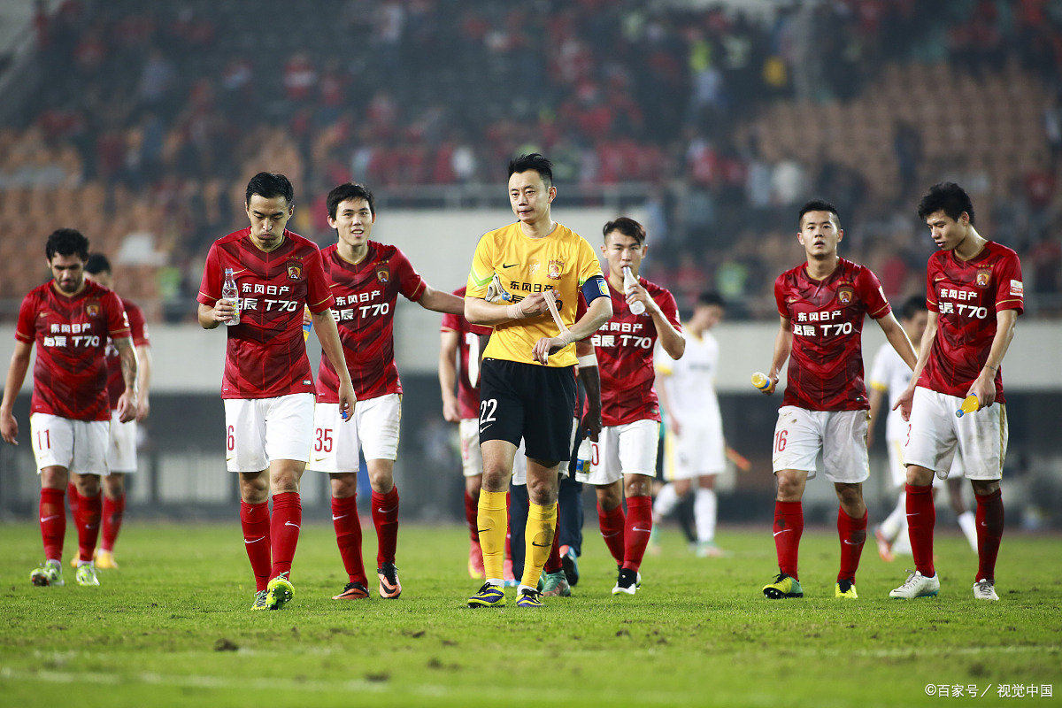 开云体育-包含广州恒大中场表现飘逸，连胜势头如何保持？的词条