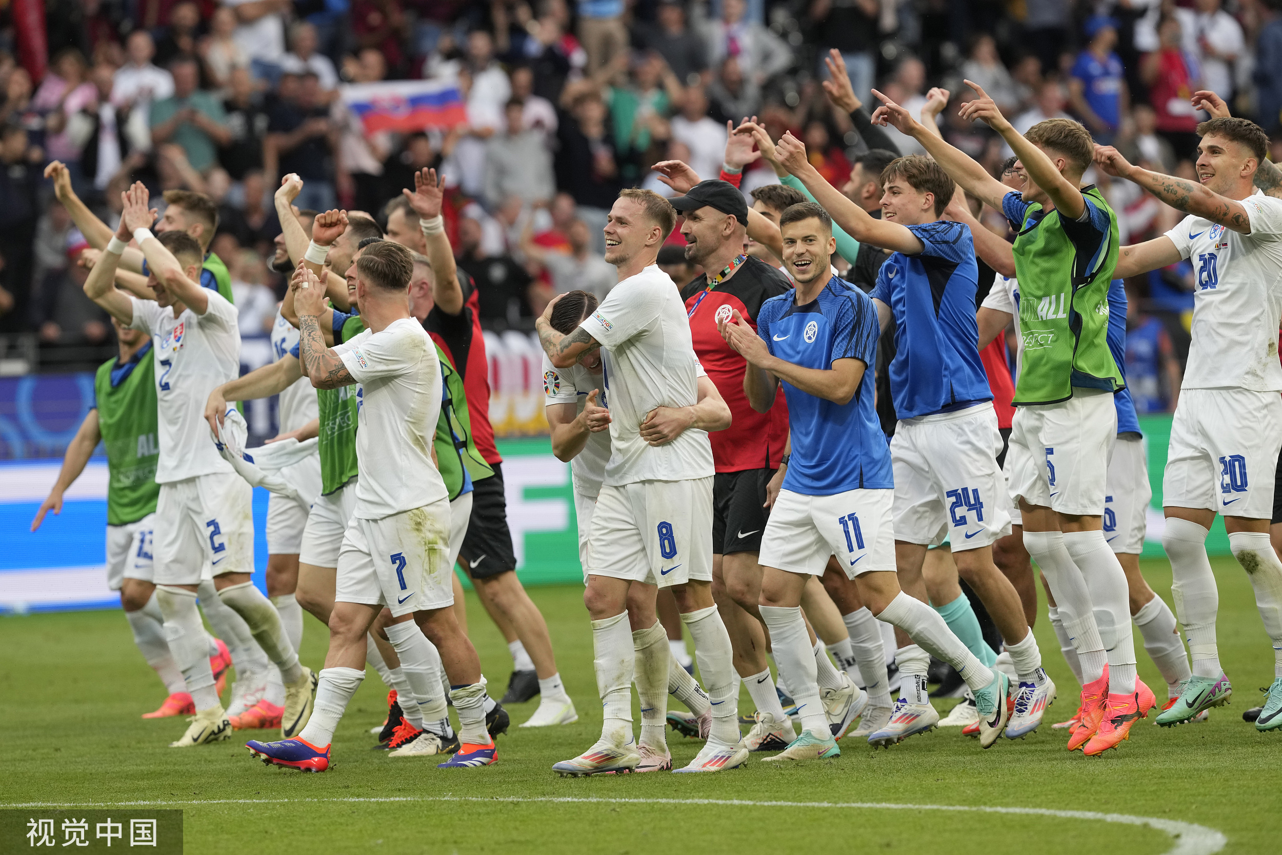 瑞典胜斯洛伐克，实现欧洲杯小组赛全胜的简单介绍