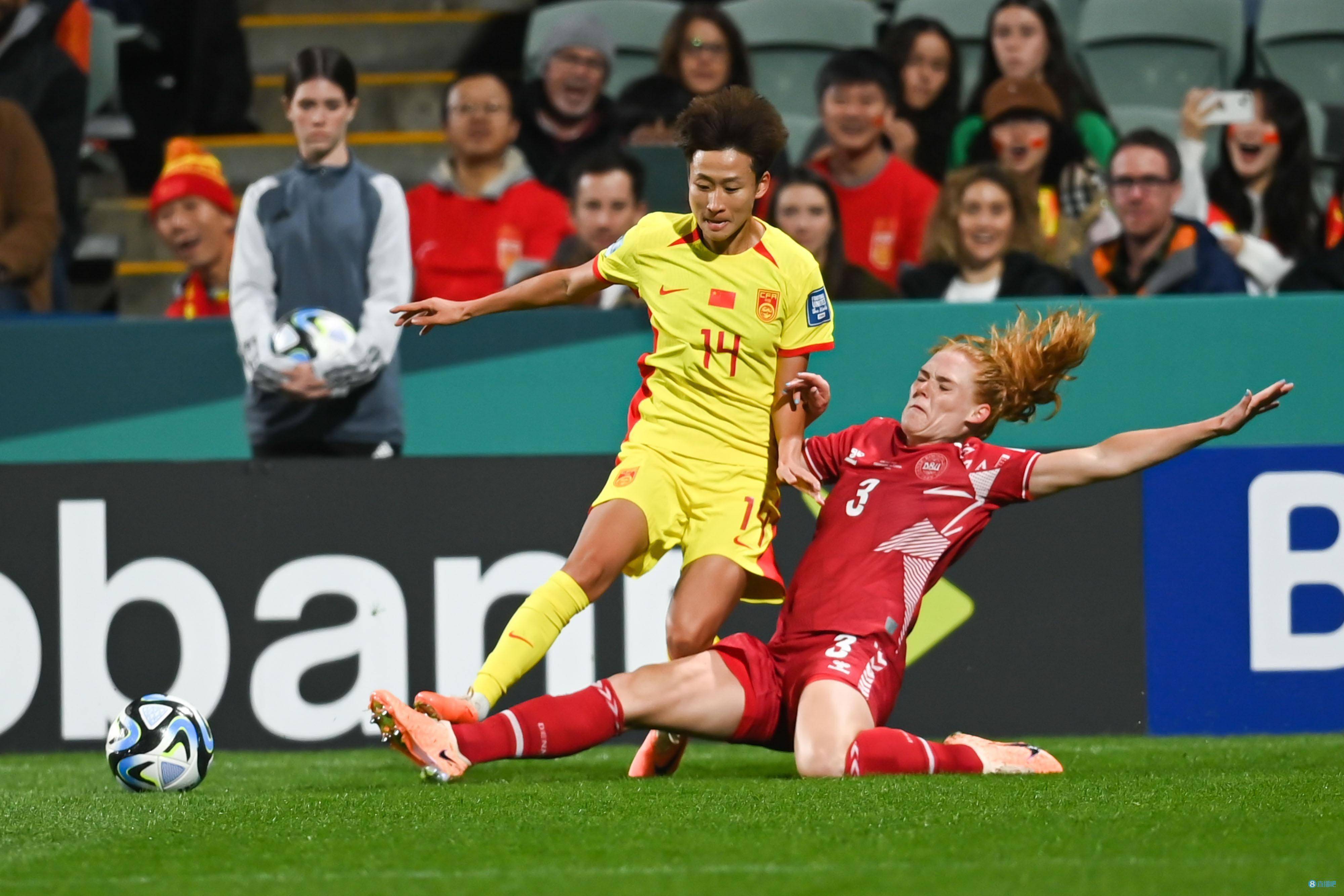 包含天津女足迎战广州富力,全队士气高昂的词条 包含天津女足迎战广州富力,全队士气高昂的词条