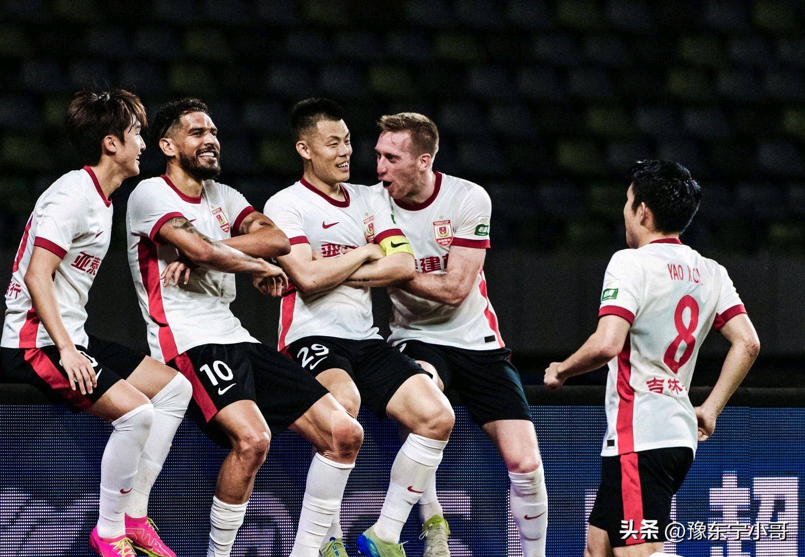 关于斯图加特门将表现出色,助球队逃离降级区的信息 关于斯图加特门将表现出色,助球队逃离降级区的信息