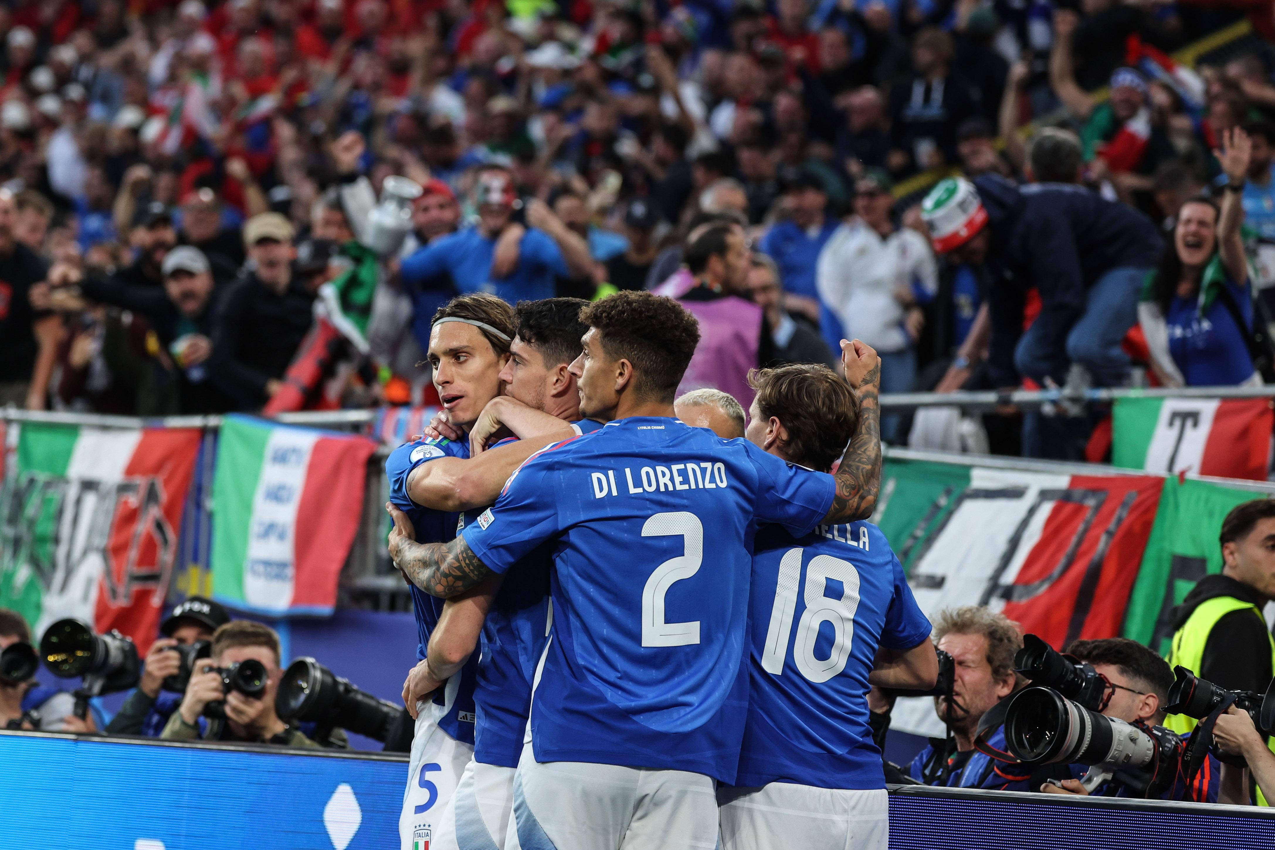 阿尔巴尼亚国家队在比赛中逐渐走强 阿尔巴尼亚国家队在比赛中逐渐走强