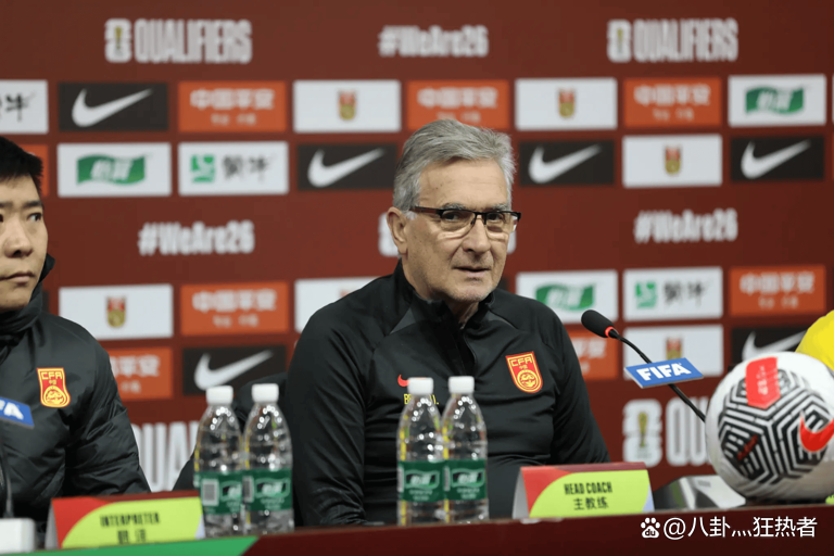 包含教练团队调整战术,冲击新赛季冠军头衔的词条 包含教练团队调整战术,冲击新赛季冠军头衔的词条