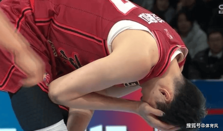 关于球员伤情令球队揪心,下轮比赛备战艰难的信息 关于球员伤情令球队揪心,下轮比赛备战艰难的信息