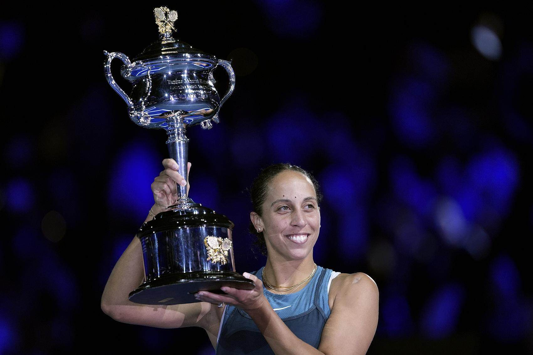 包含欧洲运动员斩获桂冠,创造个人新高刷新世界纪录的词条 包含欧洲运动员斩获桂冠,创造个人新高刷新世界纪录的词条