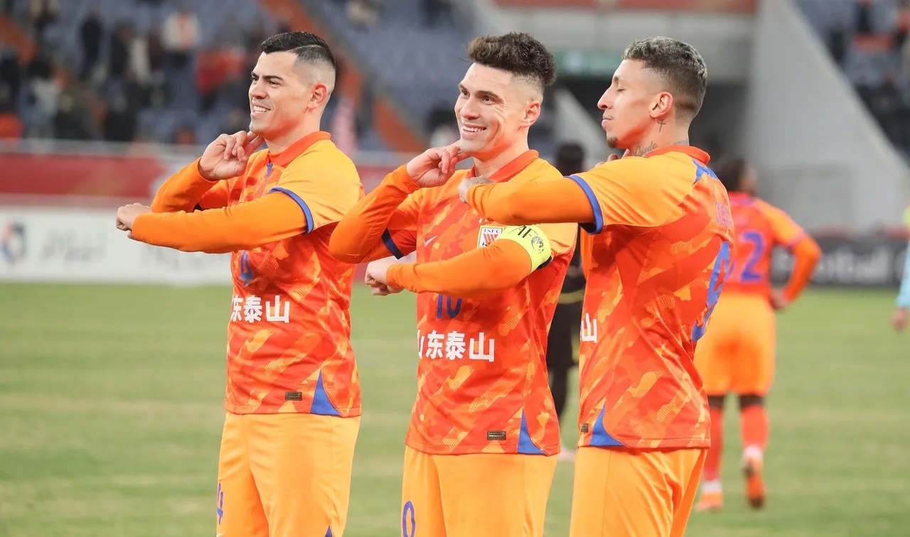 开云体育官方网站-亚洲球队在比赛中展现出色斗志