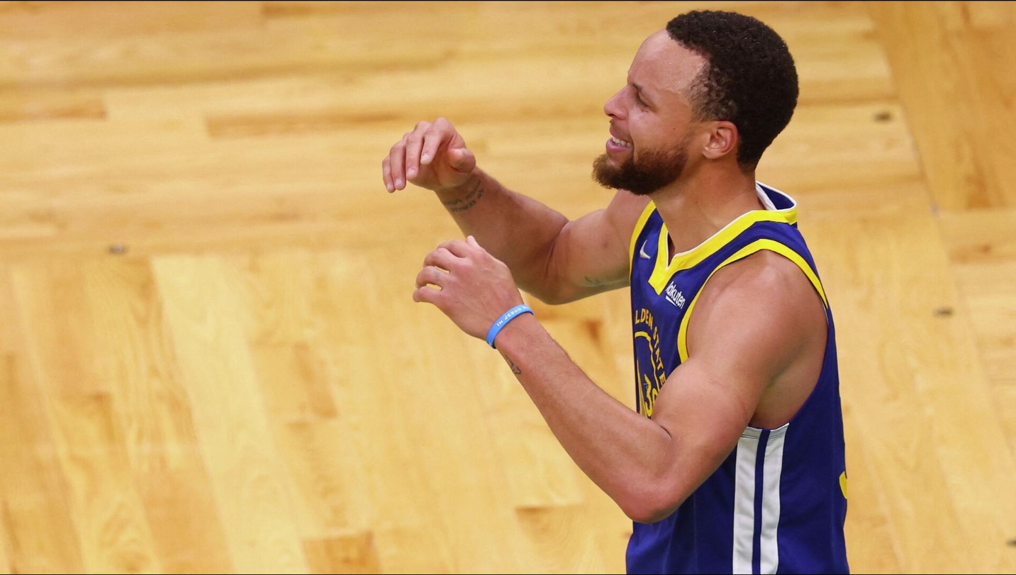 福建渔人队取得关键胜利,季后赛目标明确 福建渔人队取得关键胜利,季后赛目标明确