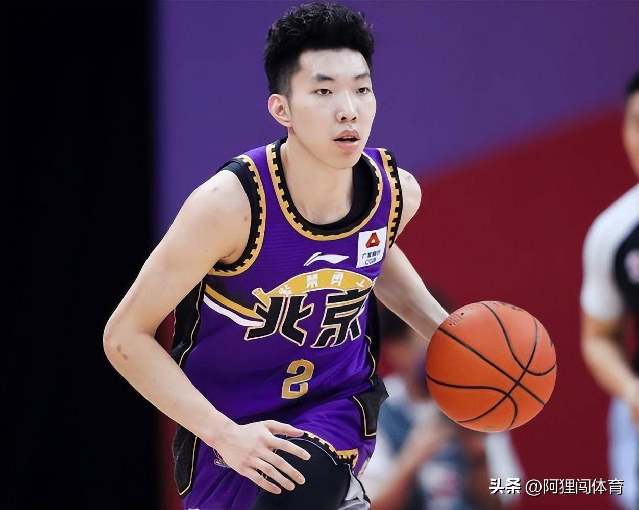 开云平台-篮球运动正酣畅，魅力无限吸引球迷