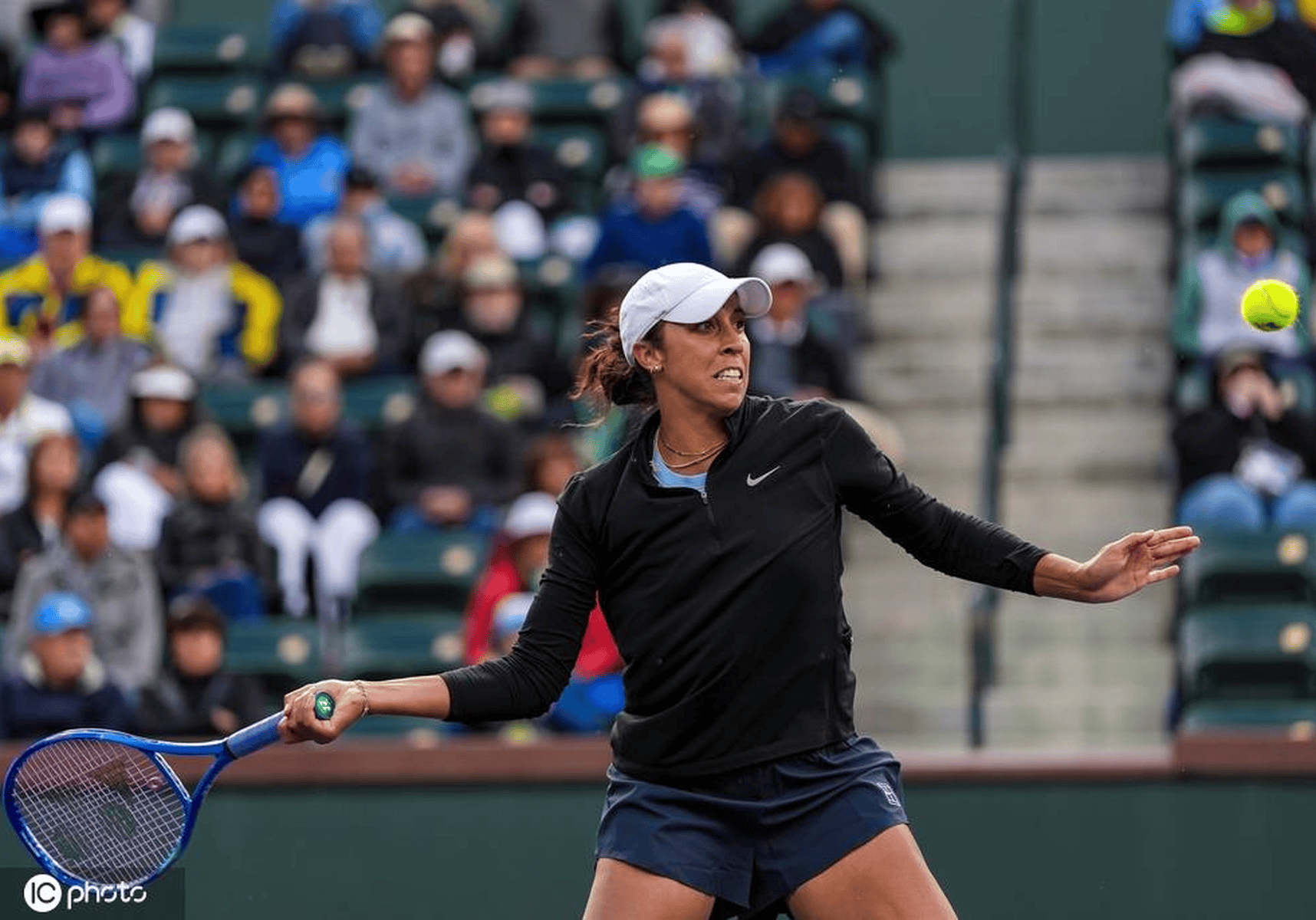 开云体育在线-包含澳大利亚游泳名将刷新纪录，连夺两枚金牌的词条