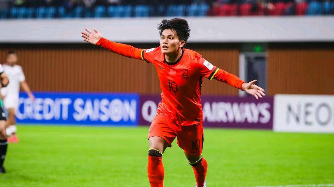 足球职业比赛备战演练:球队状态良好 足球职业比赛备战演练:球队状态良好