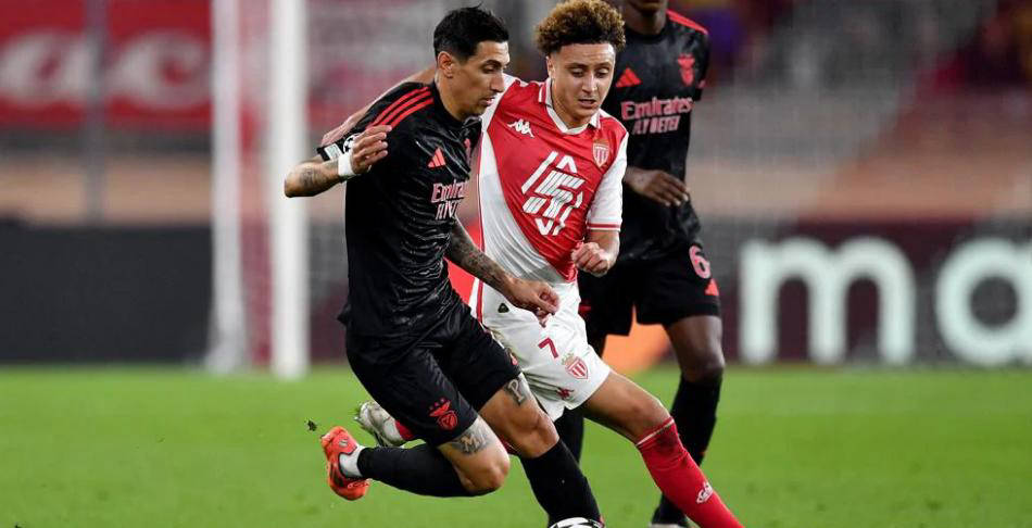 开云体育入口-摩纳哥队遭遇挑战,不敌对手