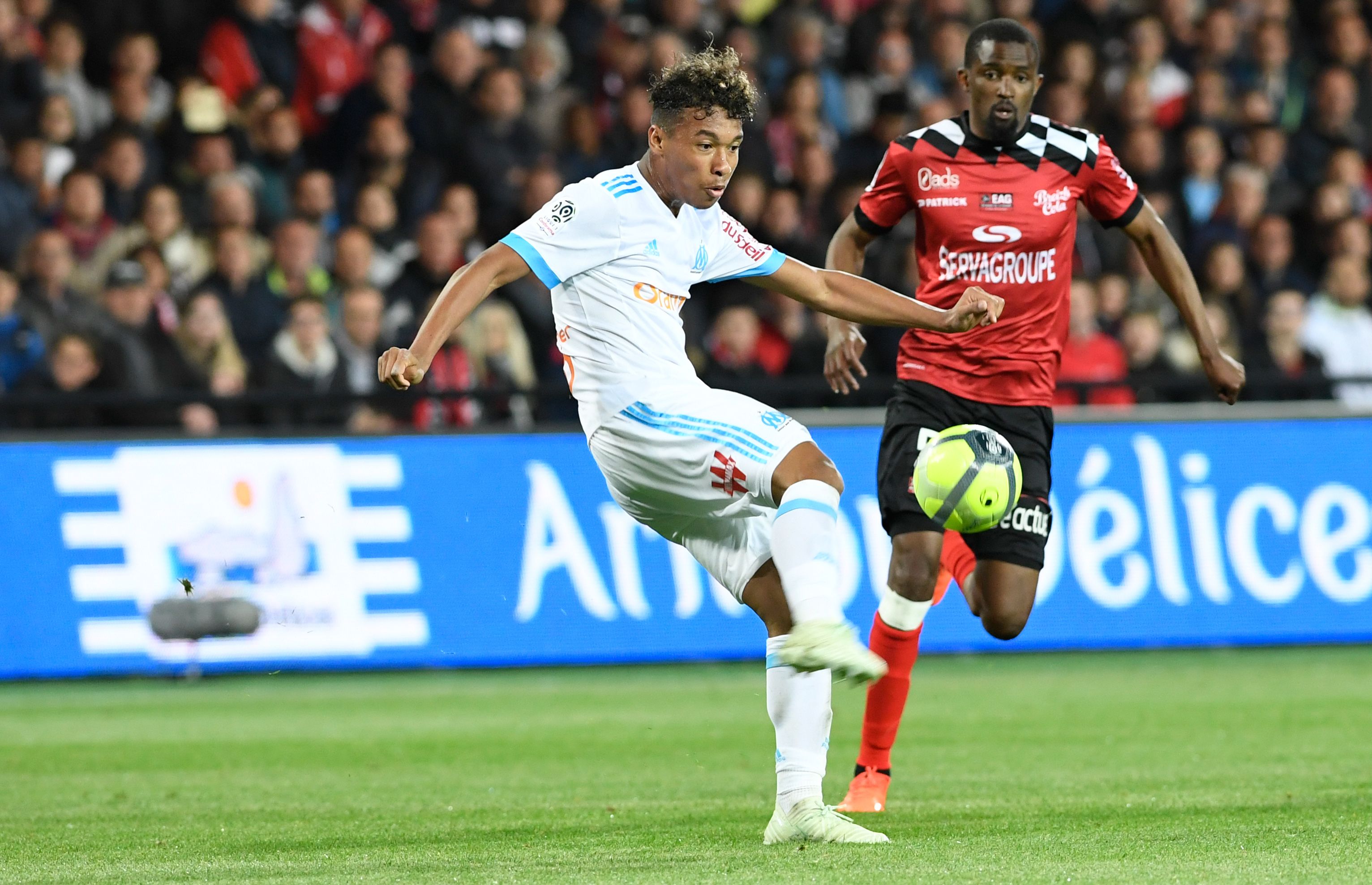 开云体育下载-甘冈主场逆转马赛，取得意外胜利