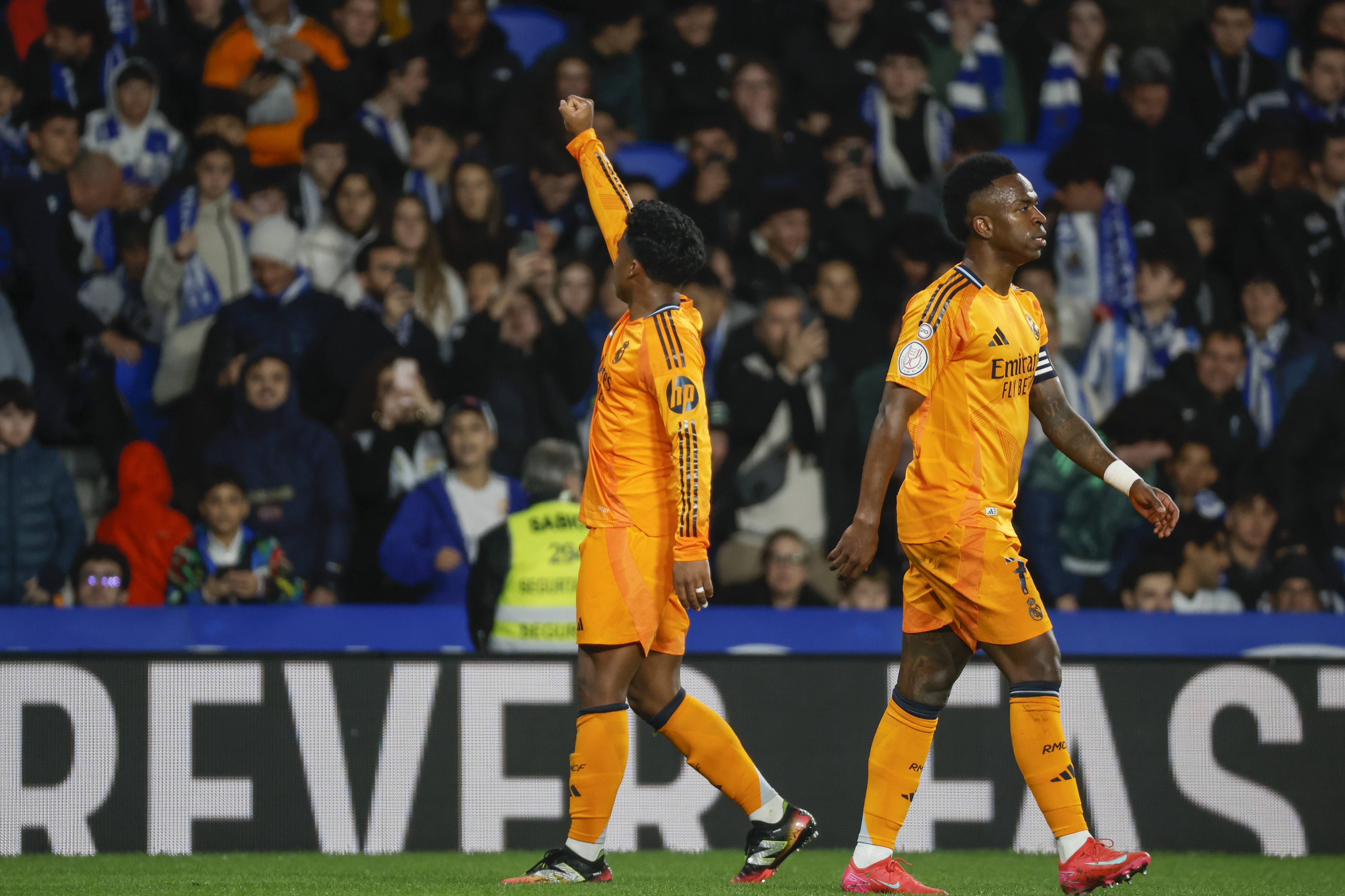 开云体育官方网站-包含风起云涌！欧洲顶级球队争夺胜利不间断的词条