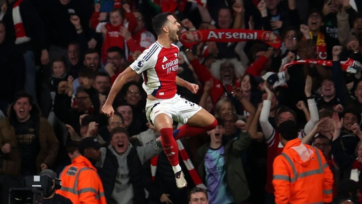 开云体育官方网站-曼联客场负利物浦，夺冠前景再度黯淡！的简单介绍