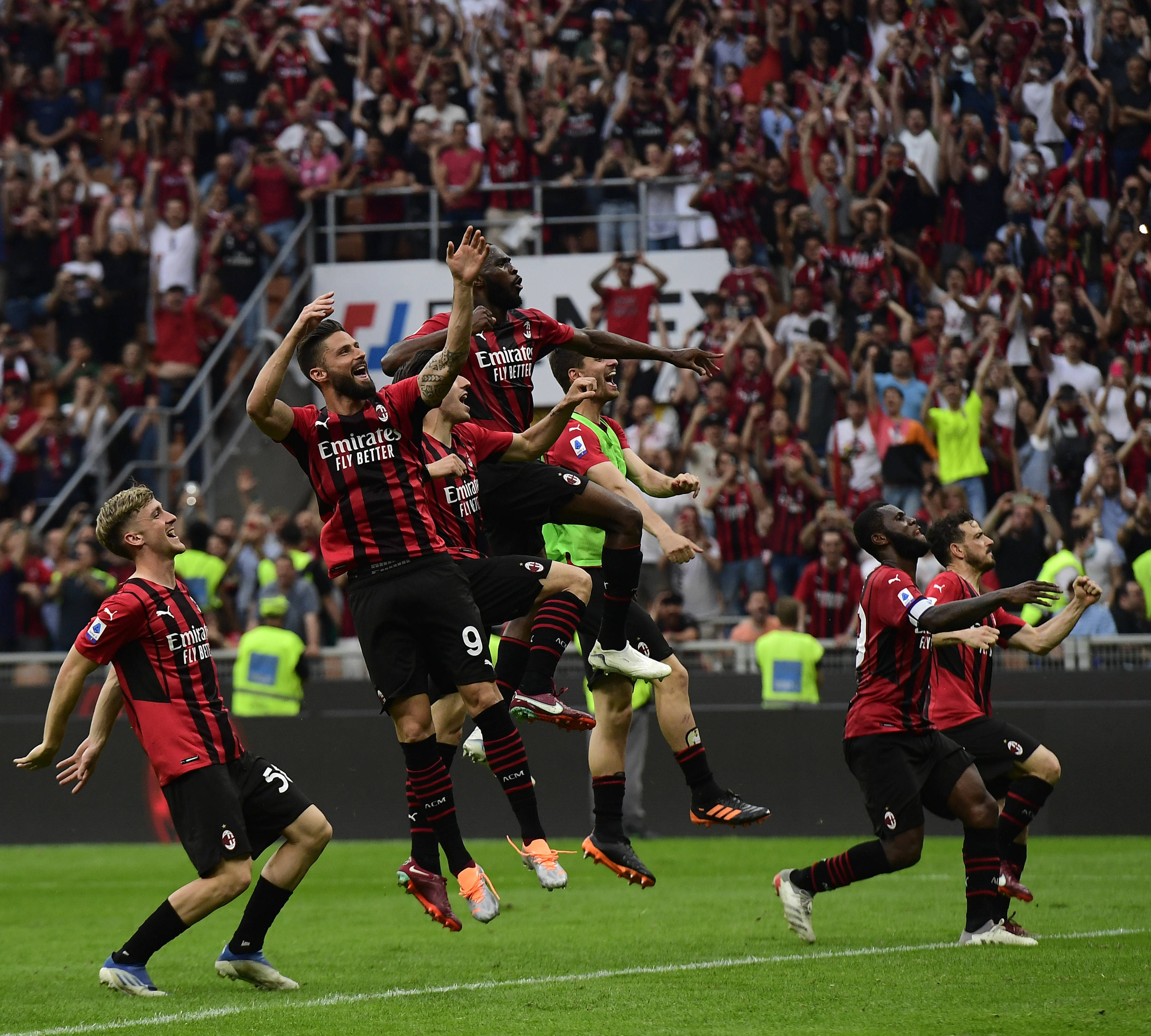 开云体育登录-曼联对决AC米兰，双方再战谁将获胜？的简单介绍