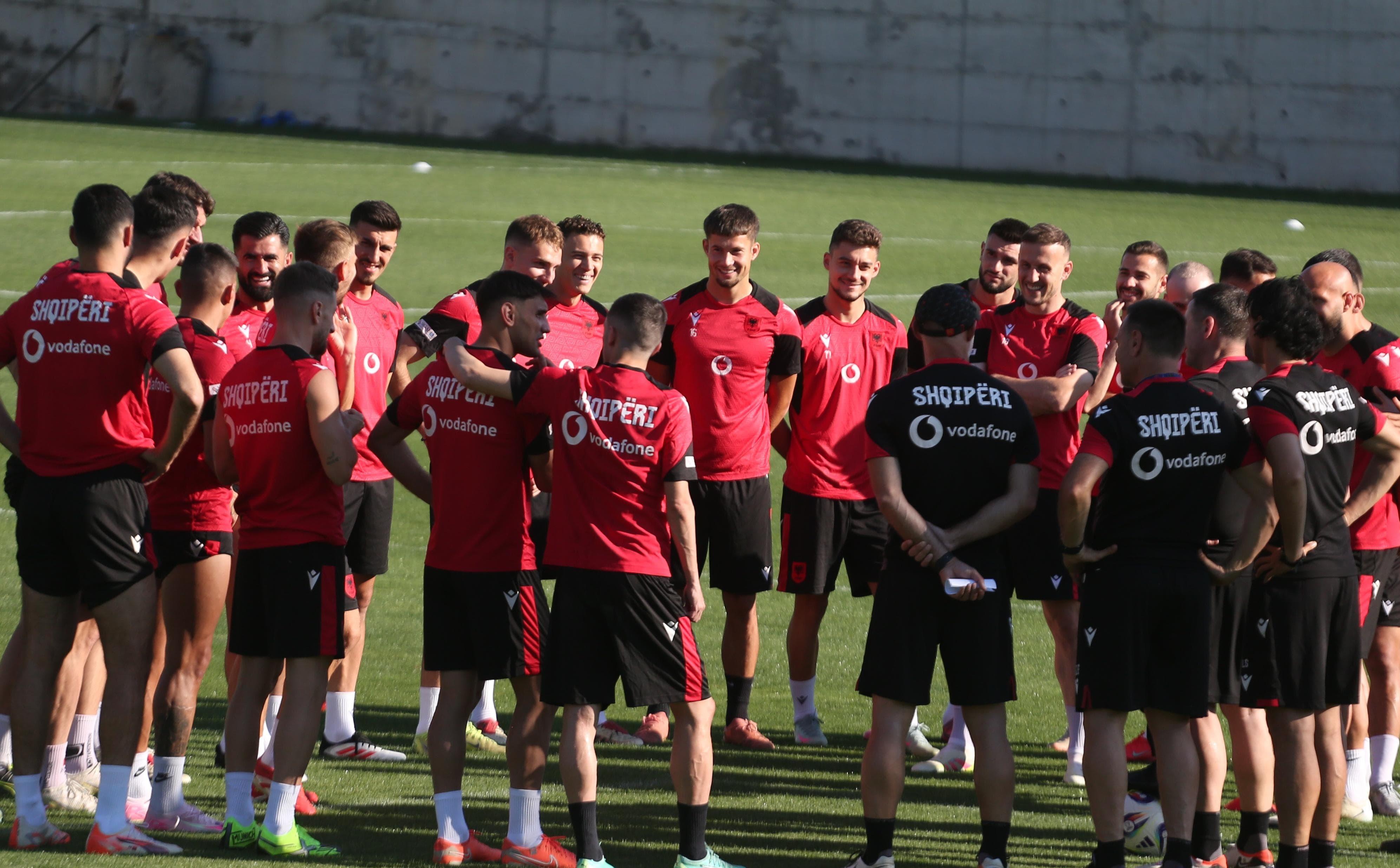 开云体育官方网站-关于荷兰惊险逼平乌克兰，晋级欧预赛淘汰赛的信息