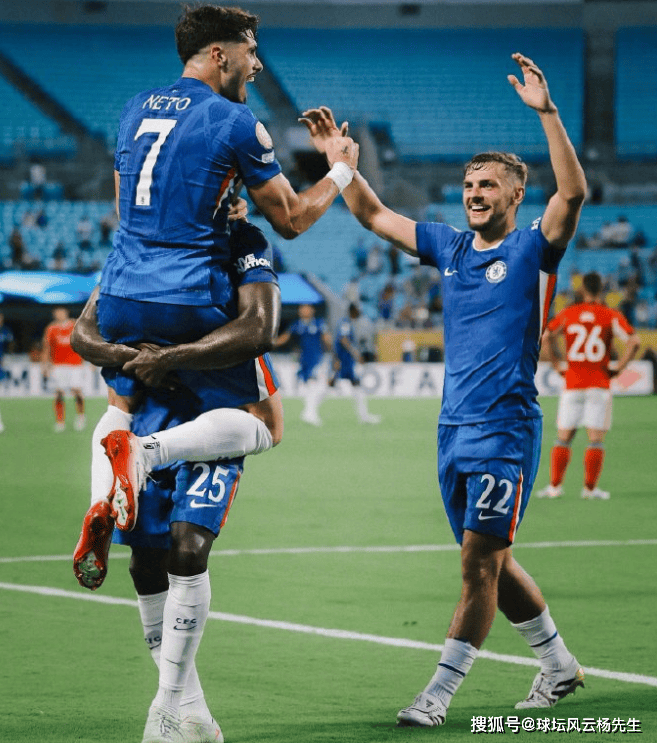 开云体育官方网站-大巴黎掀起反扑，晋级欧洲足球冠军联赛半决赛的简单介绍