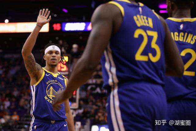 开云体育APP下载-外界猜测球队将延长对手合同，赛季关键拼杀正在酝酿