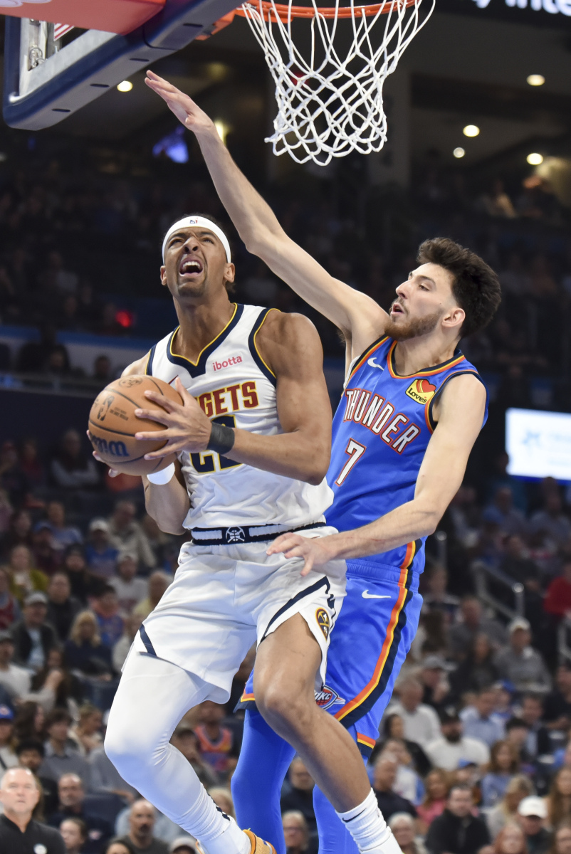 开云体育APP下载-新一轮比赛实力悬殊，双方展开激烈对决