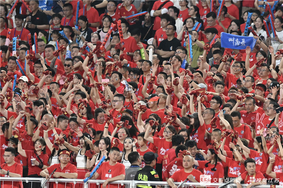开云官网-江苏苏宁大胜对手，领跑亚冠小组赛的简单介绍