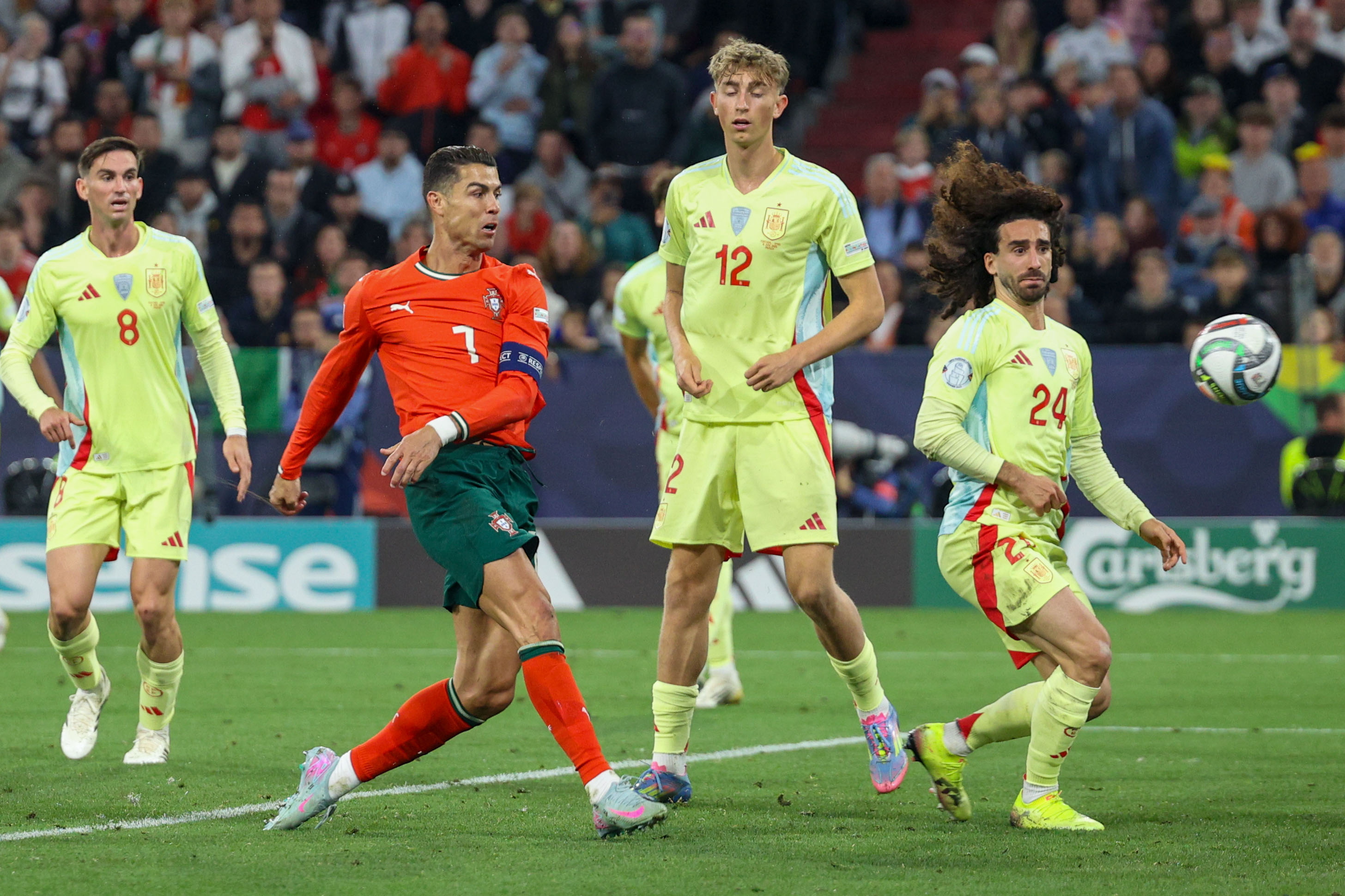 开云体育app-葡萄牙球队力压对手，豪取胜利