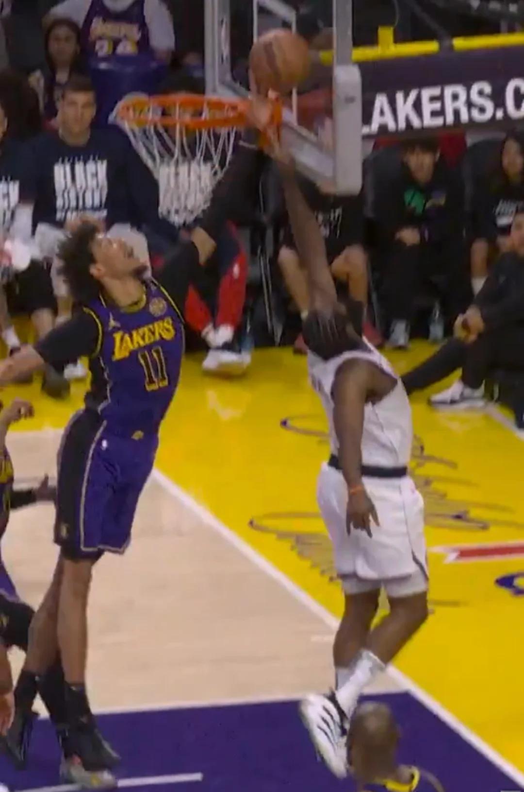 包含尼克斯碾压吉林队,东契奇高光表现的词条 包含尼克斯碾压吉林队,东契奇高光表现的词条