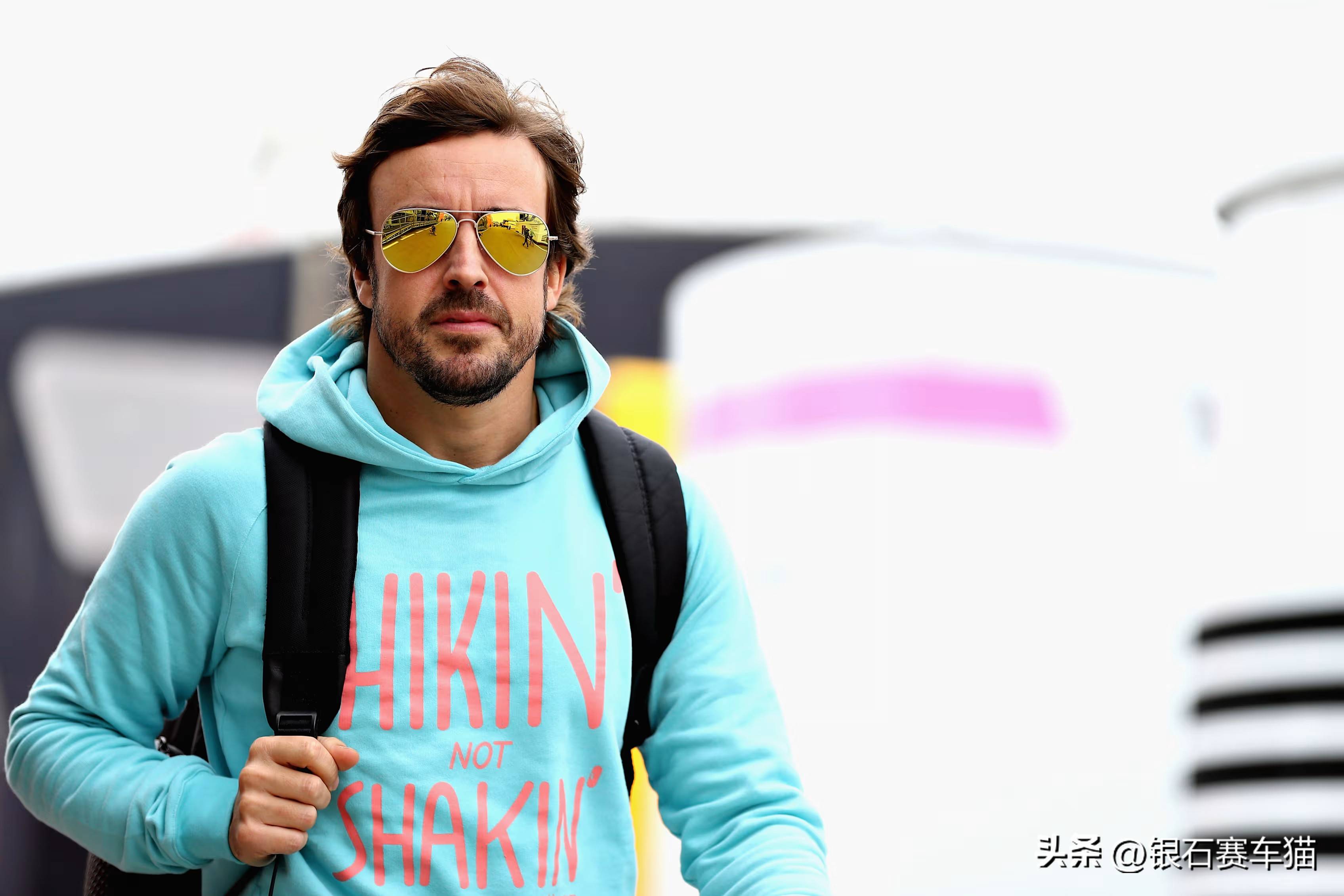 梅赛德斯险胜雷诺车队,阿隆索关键制胜 梅赛德斯险胜雷诺车队,阿隆索关键制胜